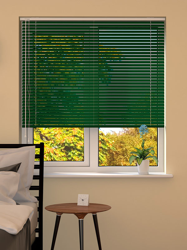 Hunter Green Venetian Blind