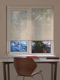 Vanilla Venetian Blind