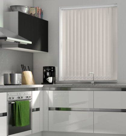Pearl Blackout Vertical Blind – FR