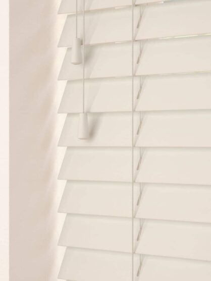 Divine Wooden Venetian